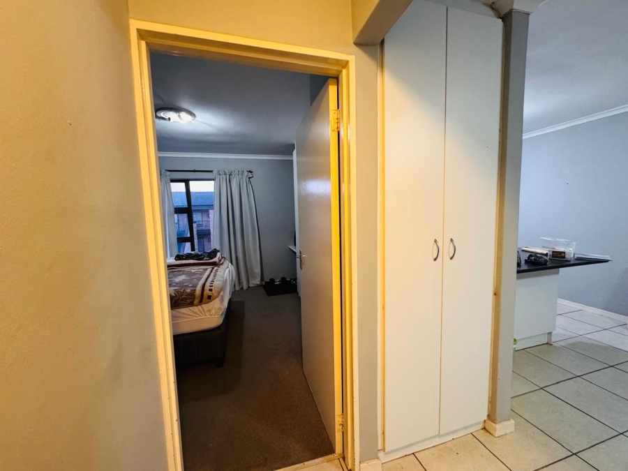 2 Bedroom Property for Sale in Fairview Golf Estate Western Cape